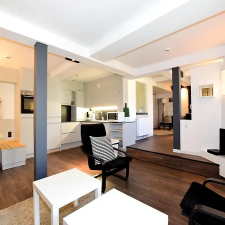 Holiday home Mansion In Near Forest Trails, Cleaning Included *